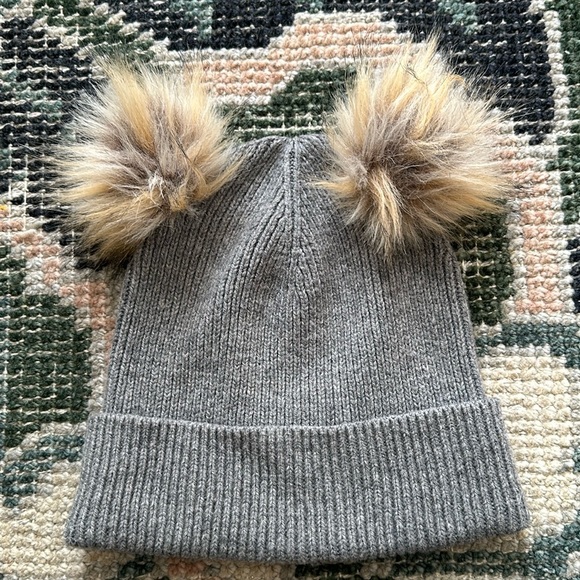 Crewcuts Girls Gray Wool Blend Double Pom Pom Beanie - Size L/XL - Picture 1 of 3